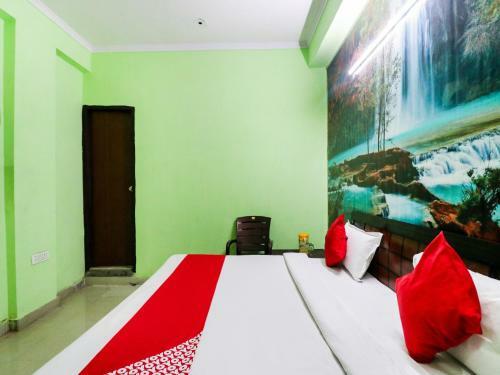 Hotel Oyo 77339 Uday Paradise