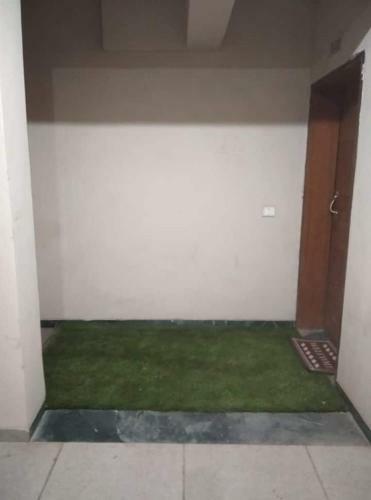 Entire Apartment 1 AC Bedroom 1 AC Hall And A Kitchen