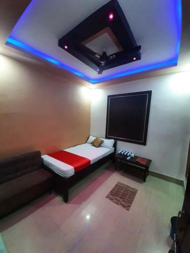 Hotel Shakuntla Palace