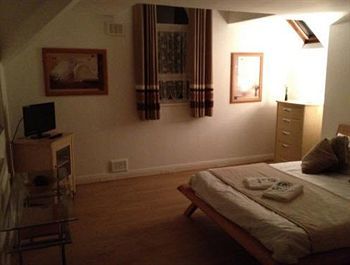 Hostal Hendham House