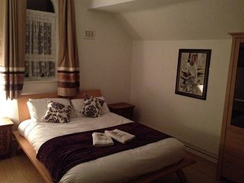 Hostal Hendham House