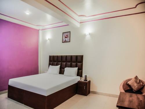 Hotel Collection O 83436 Shree Kunj White Lotus