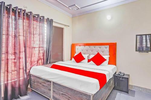 Oyo Flagship 83388 Sunder Hotel