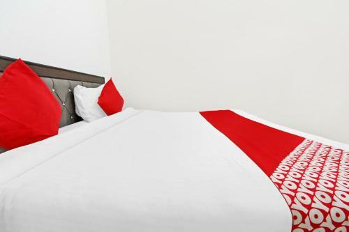 Hotel Oyo 84745 Gs Guest House