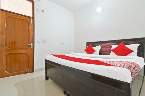 Hotel Oyo 84745 Gs Guest House