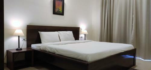 Luxurious 3 Bhk Apart With Pool And Gym