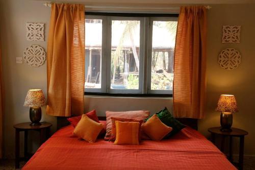 Swechha House - Luxury Villa With Pool And Garden