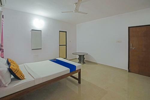 Hotel Spot On 49267 Sunshine Guest House
