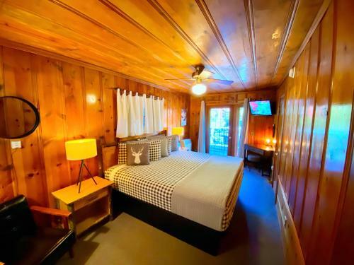Posada Riverside Mountain Lodge