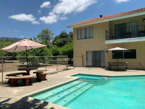Villa Estate Home With Huge Pool(New Listing)
