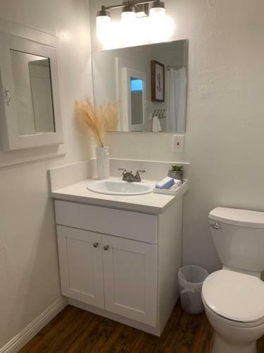 Villa Huntington Highlight - Pool, Patio, Close To Beach