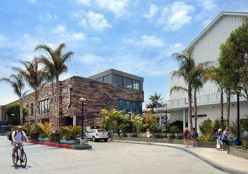 Unit 3 Newly Remodeled Great Location