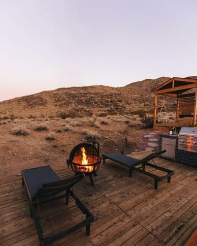 Jthavn-joshua Tree Remote Dessert Bubble Dome