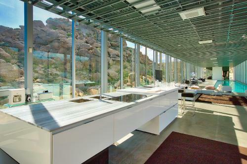 Villa Invisible House Joshua Tree - Skyscraper With Pool