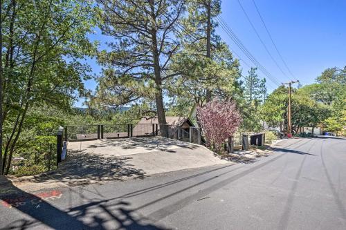 Airy Alpine Getaway With Lake Arrowhead Views!