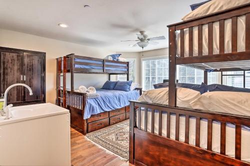 Huge Lake Arrowhead Home With 3 Decks And Grill!