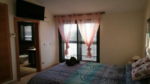 Excepcional Chalet Adosado de Lujo "vente Al Para�so"