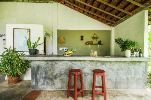 Hostal Sunny's Guest House And Resturant