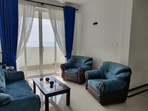 New 2 Bedroom Apartment, 100m Away From The Beach
