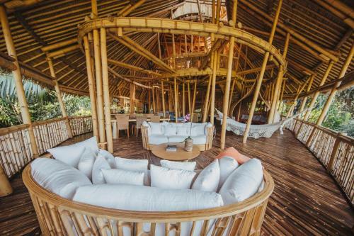 Villa Tower House - 4 Bds Eco Bamboo House, River View