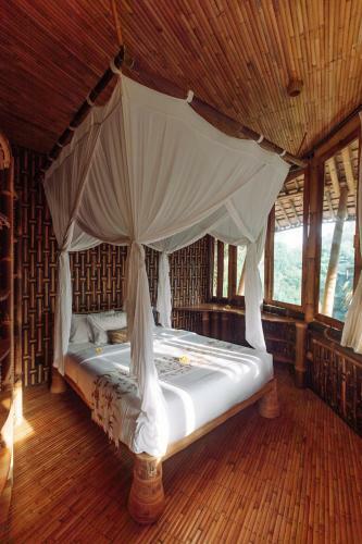 Villa Temple House 3bds Eco Bamboo House Pool River View