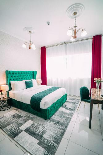 A C Pearl Holiday Homes - Marvelous Marina Apartment