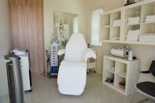 Exclusive Luxury Apartment Higher Heights, Barbados