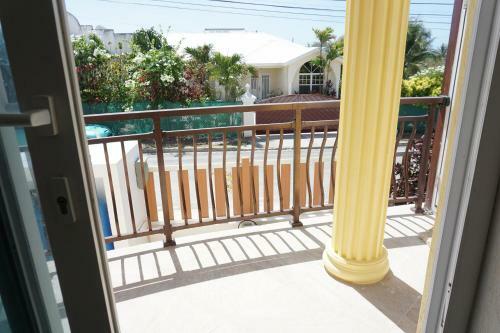 Exclusive Luxury Apartment Higher Heights, Barbados