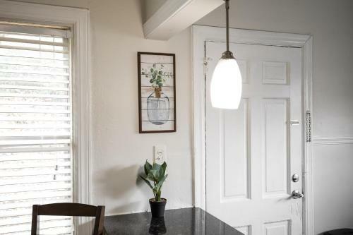 Birmingham Bungalow- Less The 10 Mins From Downtown