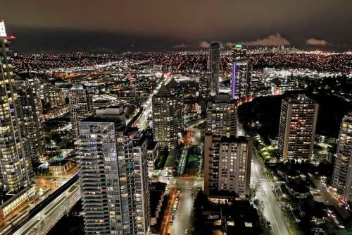 Apartamento Stunning View Luxury 2br Plus Den Condo In Burnaby