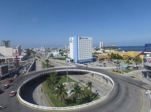 Tu Casa En Veracruz (Climatizada, Tranquila, Privada)