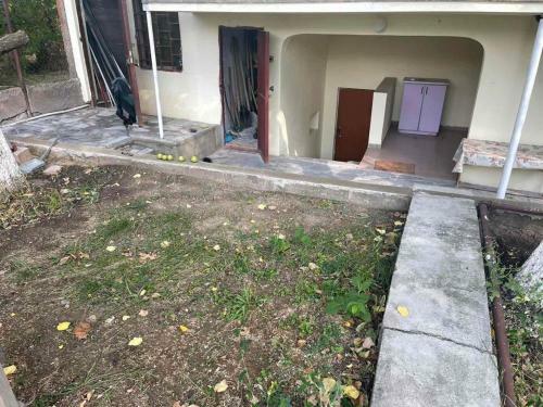 Townhouse 20min Drive To Yerevan