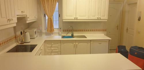 Cute And Relaxing Apartment Over Los Cristianos