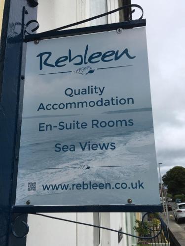 Hostal Rebleen Guest House