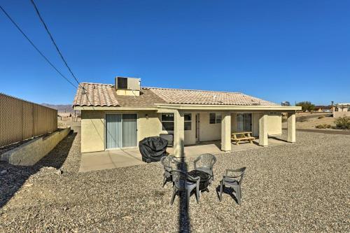 Lake Havasu City House With Fire Pit And Grill!