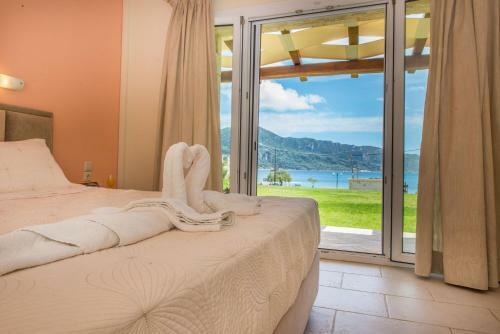 Villas Porto Kamini Afionas Corfu
