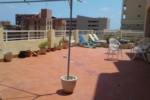 Nice Terraced House 300m From The Beach With Large Beaitiful Terrace