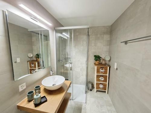 Apartamento Strandh�sli Directly On Lake Thun