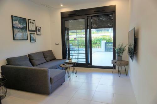 Cosy Ground Floor Apartment With Direct Access To The Pool