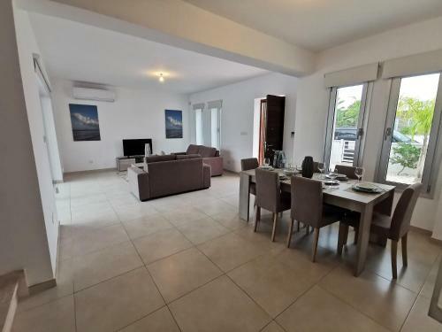 Luxury New Villa Poseidon