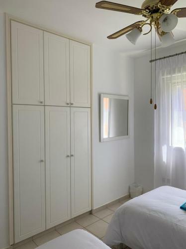 Modern, Stylish 4-bedroom Villa - Limnaria Villas