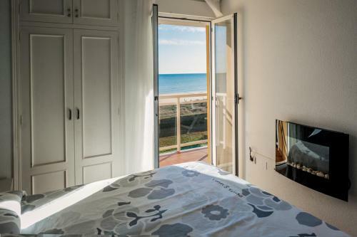 Apartamento En Primerisima Linea de Playa N 10