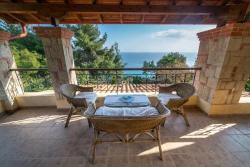 Zennova #18 Villa Afytos Sea-cret