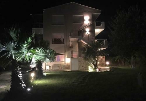 Villa Evita , Athytos Wonderful ,63m2,a/c