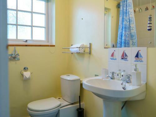 Apartamento Pass The Keys Modern 2 Bed Flat Overlooking Aberaeron Harbour