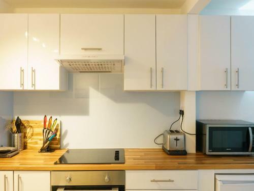Apartamento Pass The Keys Modern 2 Bed Flat Overlooking Aberaeron Harbour
