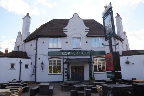 Hotel Corner House Inn By Good Night Inns