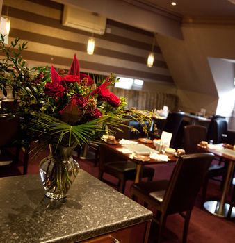 Waterside Hotel