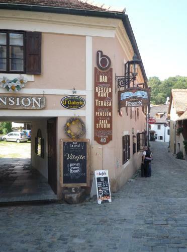 Hostal Pension U Galerie