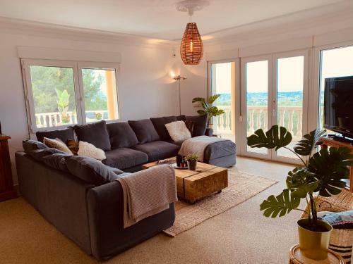Denia Seaview Golf, Tennis & Beach Villa
